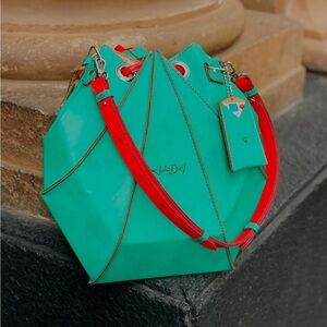 Jules Dwij Green Red Leather Purse Backpack Convertible
